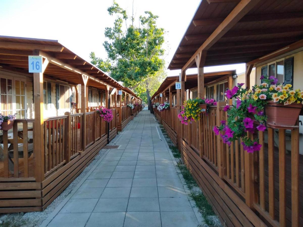 Villaggio Degli Angeli Scerne Pineto Zewnętrze zdjęcie